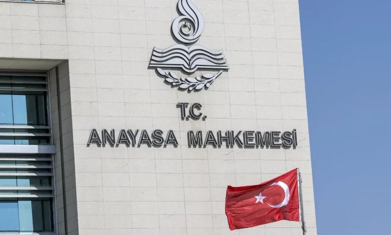 KADININ KOCASININ SOYADINI ALMASINI ÖNGÖREN KURALIN İPTALİ